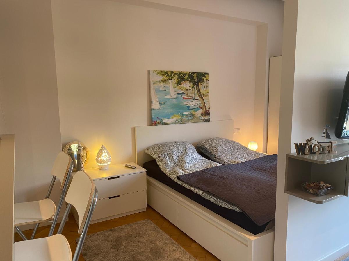 Blue Port Apartment In Ujlipotvaros With Free Parking Budapest Exterior photo